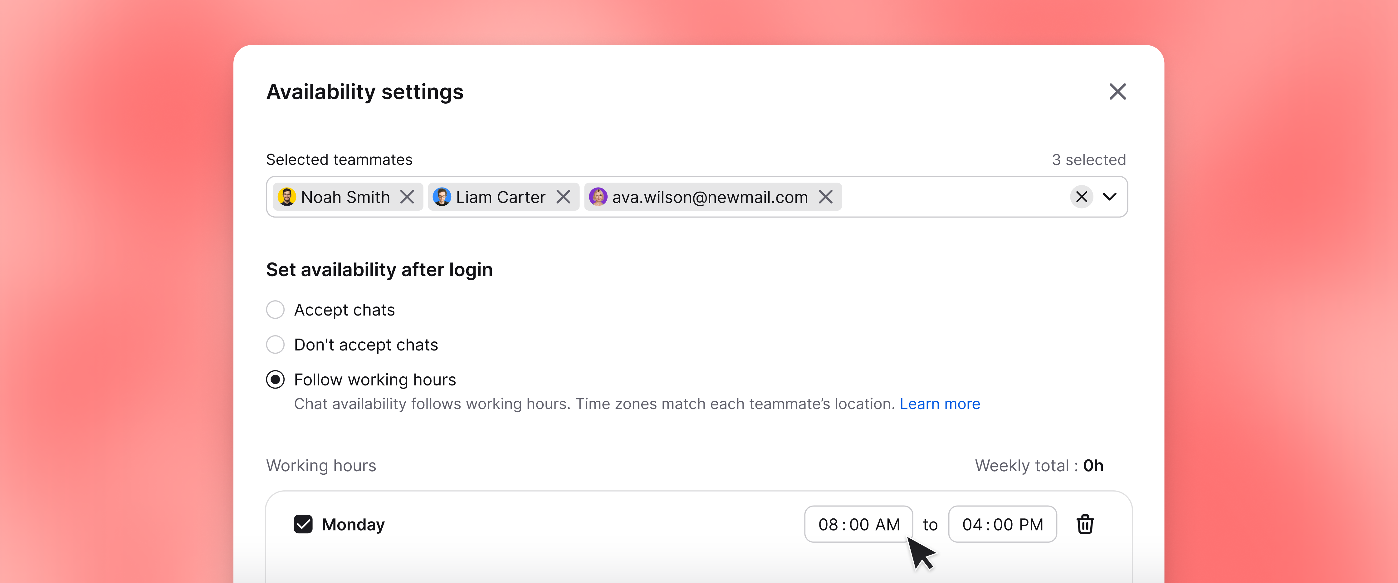 Agent availability details in the Team section of the live chat by Text app.