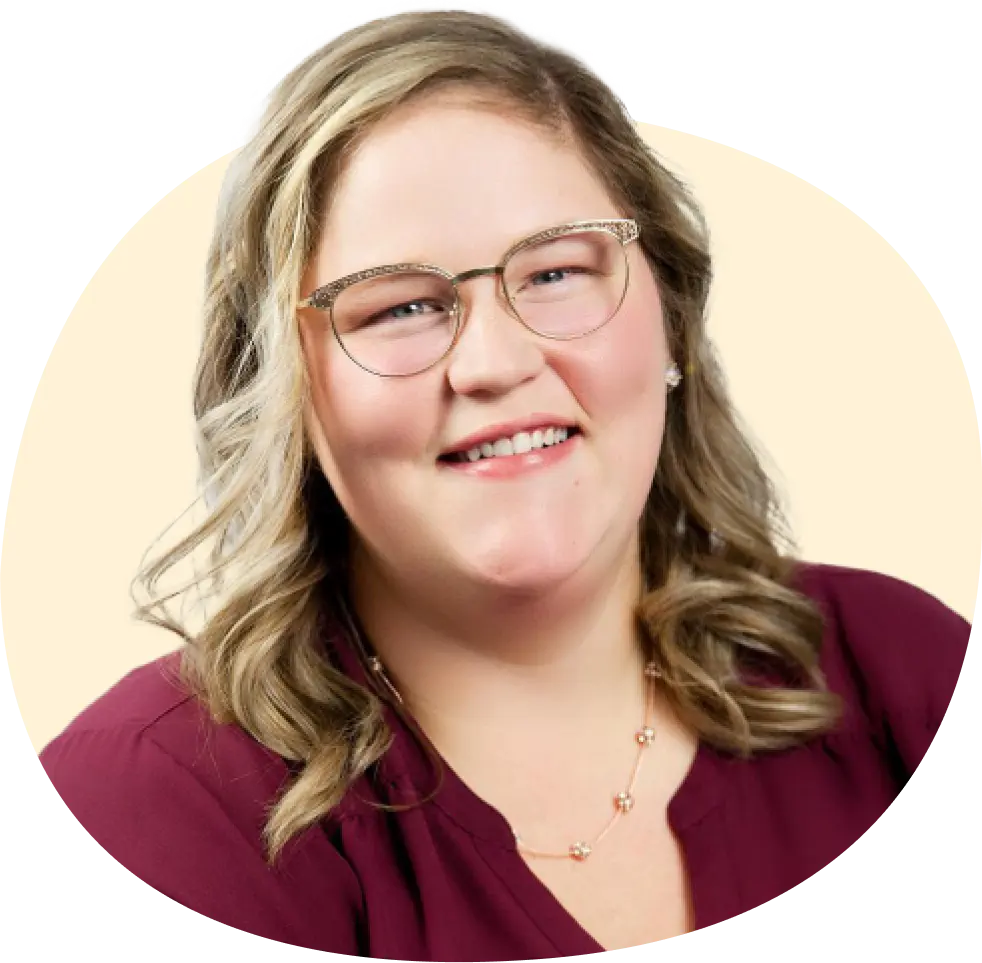 LiveChat®’s customer, Sierra Woodall, explains how LiveChat® helped her direct phone traffic to the website and chat to serve all of her customers.